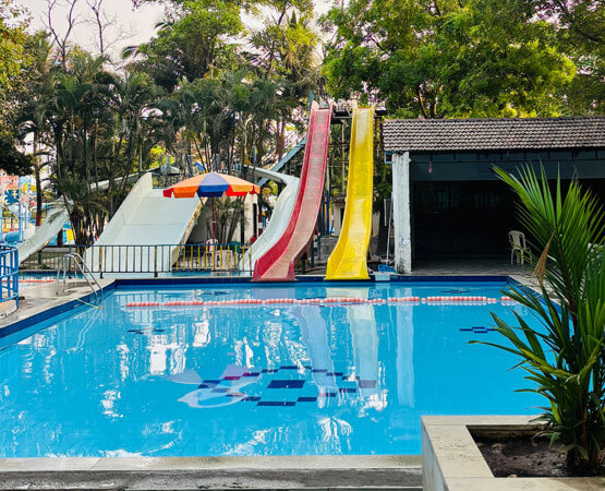 Jet Slide Pool