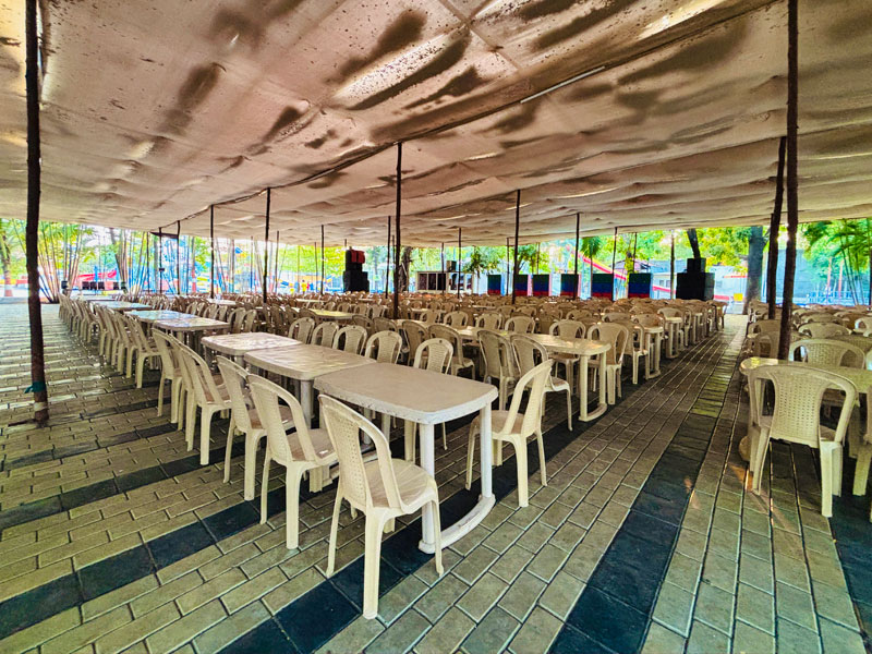 Food Court 